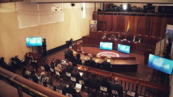 Corte Constitucional suspende la Emergencia Económica.