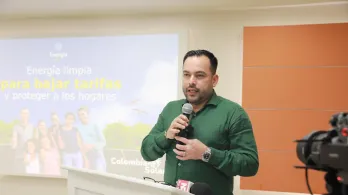 MinMinas: Colombia provee 10 % de la energía de Ecuador.