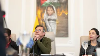 "Se va a hacer corresponsable de una crisis fiscal": Petro a Camargo.