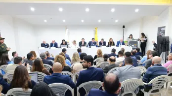 CNE no definió participación de Iván Cepeda en la próxima consulta.