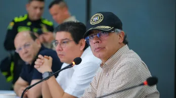 Presidente Petro denuncia un plan para asesinarlo.