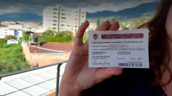 Beneficios de votar 2026: Descuentos y media jornada de descanso