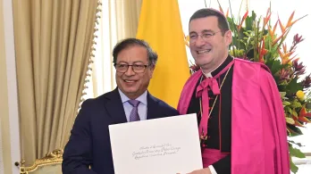 Nuncio apostólico, Paolo Rudelli, asciende en el vaticano