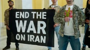 EE. UU. lanza amenazas contra Irán y mantiene en duda las negociaciones