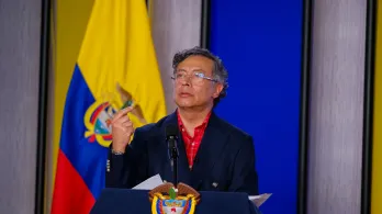 Explosivos que llegan al Cauca vienen de Ecuador: hipótesis de Petro