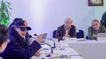 Presidente Petro afirmó que la tasa de interés, impuesta por el Banco de la República, afectó comercio con Ecuador