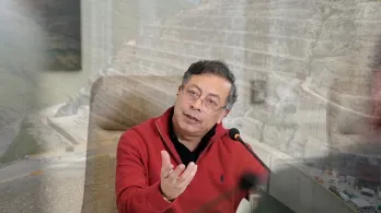 Petro cuestiona activar termoeléctricas ante posible crisis hidroeléctrica por el fenómeno de El Niño