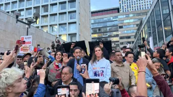 Iván Cepeda en evento en Bogotá. / Foto: Mafe Carrascal.