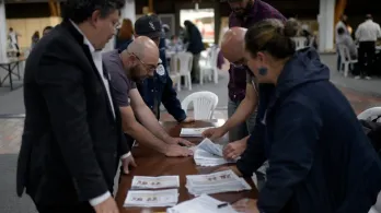 Escrutinio de votos. / Foto: AFP.