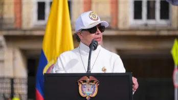 Gustavo Petro pide revisar 122 mil formularios E14