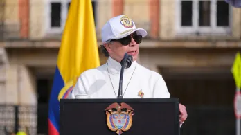 Testigos digitales: presidente Petro pide fortalecer la vigilancia ante presuntas irregularidades en formularios E-14