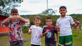 Educación escolar Gobierno invierte $123 mil millones