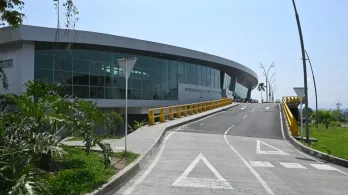 Aeropuerto de Pereira vuelve a operar después de 19 días