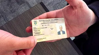 Estos son los nuevos requisitos para sacar la licencia de conducción en Colombia desde septiembre