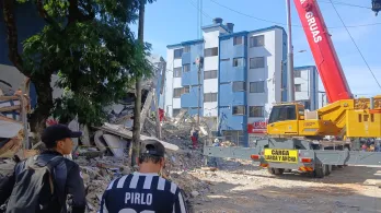 Medicina Legal identifica a 22 víctimas del terremoto del 10 de agosto. Foto: Radio Nacional de Colombia