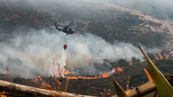Villa de Leyva en alerta máxima: más de 250 socorristas combaten contra el incendio forestal