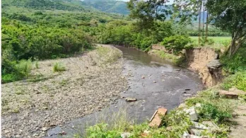 la CAR a pide ahorro de agua a la ciudadanía