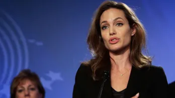 Angelina-Jolie-Gaza.jpeg