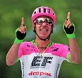 Rigoberto Urán le dice adiós a la Vuelta a España por fuerte caída