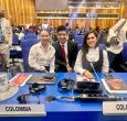Delegación de Colombia tras la aprobación de la resolución.-
