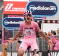 Isaac Del Toro ganó la etapa 17 del Giro de Italia y conservó la maglia rosa
