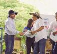 Avanza en la Reforma Agraria con entrega de tierras a comunidades desplazadas