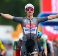 La penúltima etapa del Tour fue para el australiano Kaden Groves