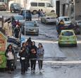 Estudiantes palestinos caminan por una calle del campo de refugiados de Shuafat, en Jerusalén Este. 