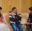 Petro con Luna Barreto y Manuela Bedoya. / Foto: Presidencia.