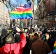 La bandera LGTBIQ+ volvió a Stonewall desafiando directriz de Trump