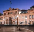 imagen de la casa de gobierno argentina, Casa Rosada, al caer la tarde
