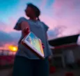 Ibagué, primera ciudad de Colombia en restringir uso de celulares a menores de 14 años en colegios publicos