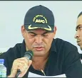 Iván Cepeda acusa a De la Espriella de financiar y recibir recursos paramilitares durante el proceso de Ralito.