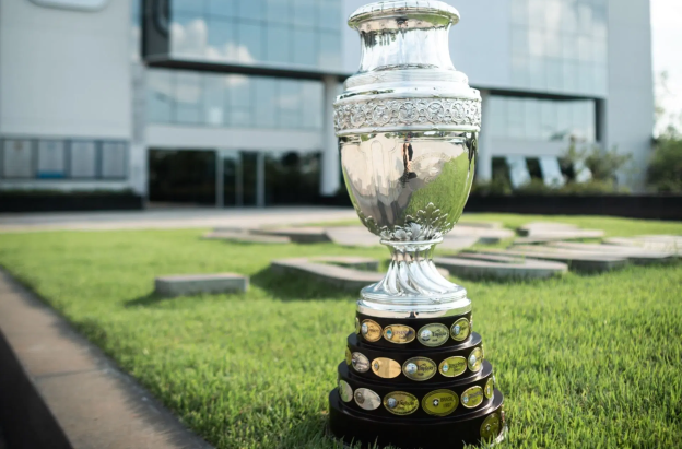 Foto del trofeo de la Copa América