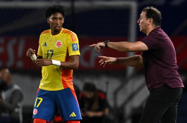 Colombia vs. Ecuador en Eliminatorias. / Foto: AFP.
