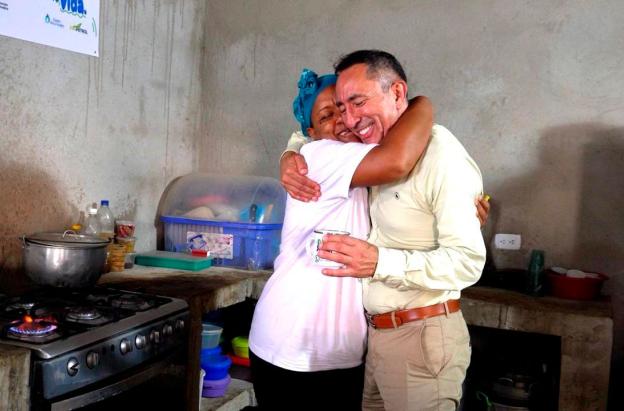 ​El presidente de Ecopetrol, Ricardo Roa, presidió la entrega de las nuevas conexiones de Gas Social en La Guajira. 