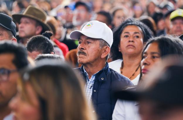 aprobación de reformas pensional y laboral marca nueva era de derechos sociales