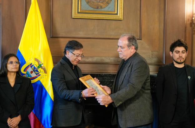 Universidad argentina otorga Doctor Honoris Causa al presidente Petro
