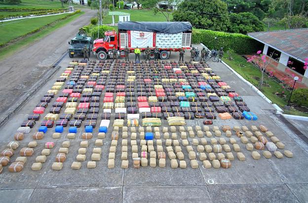 Ejército incautó 8,6 toneladas de marihuana en Huila: el mayor golpe al narcotráfico en los últimos 4 años