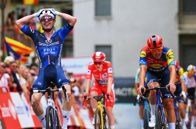 El francés David Gaudu ganó la tercera etapa de La Vuelta 2025