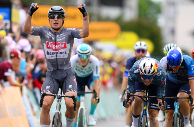 Jasper Philipsen volvió al triunfo en la etapa 8 de La Vuelta 2025