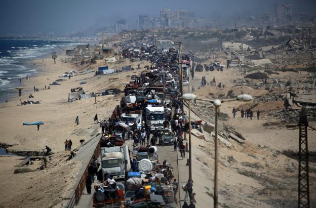 Miles de palestinos huyen desesperadamente en el quinto día de la invasión terrestre israelí