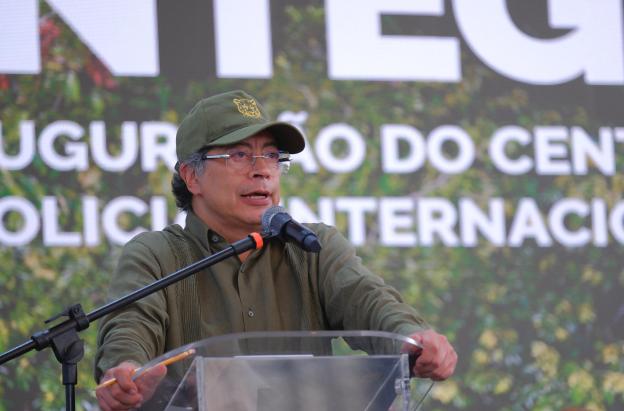 Partidos de oposición respaldan a EE. UU.; presidente responde en defensa de la nación tras descertificación