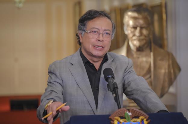 Presidente rechaza que el Gobierno la asuma millonaria deuda de Nueva EPS