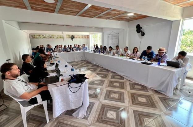  reunión entre las delegaciones del Gobierno nacional y del EMC de las FARC-EP