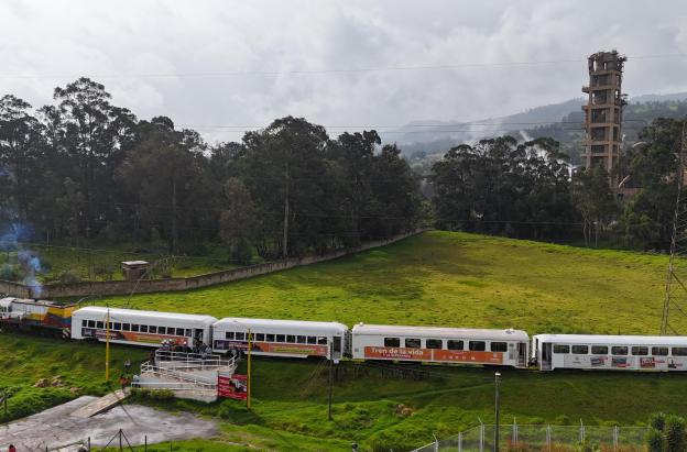 El Tren de la Vida y la Esperanza es una ruta turística que recorre Boyacá y conecta con los municipios de Sogamoso, Nobsa, Corrales y Paz de Río.