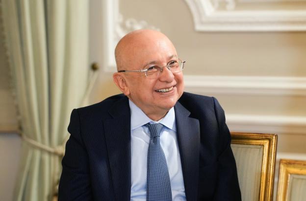 Ministro Eduardo Montealegre.