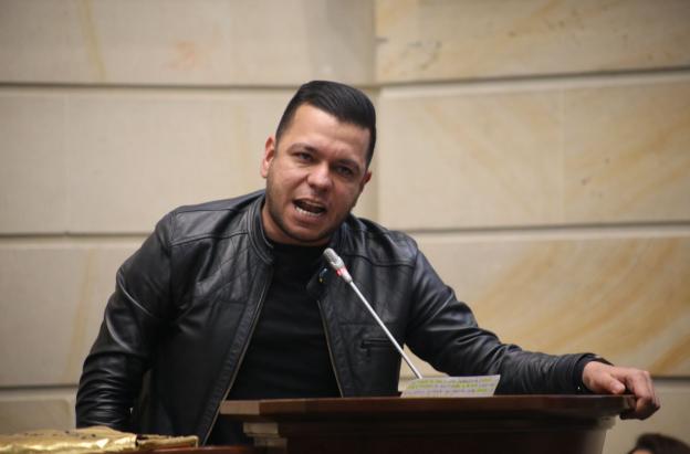 Jota Pe Hernández.