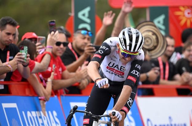 Marc Soler le dio al UAE Team Emirates la séptima victoria en La Vuelta