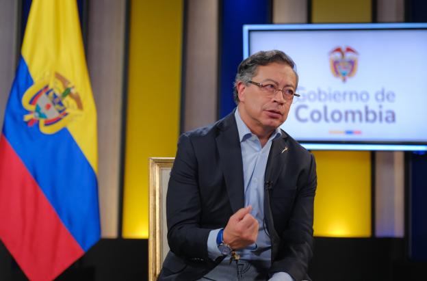 Presidente Petro en entrevista con el Sistema de Medios Públicos